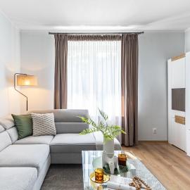 Harcerska Apartment near PKP Piastów by Mia, hotel u gradu Piastów