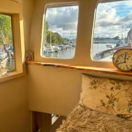 Lovely Houseboat in Stege, hotel a Stege