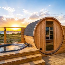 Cozy Cabin with Hot Tub & Sauna - Ultimate Retreat: Veiðilundur şehrinde bir otel