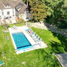 Demeure de charme piscine sauna pétanque billard foret fontainebelau