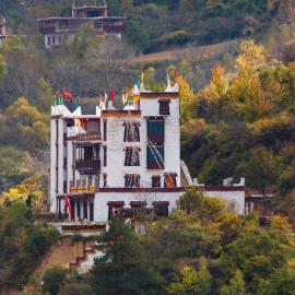 Deji Kangwa Hostel (Queen's Castle)，丹巴的飯店