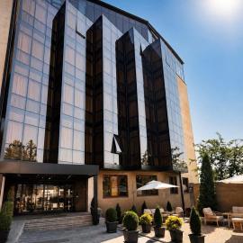 Canyon Hills Hotel
