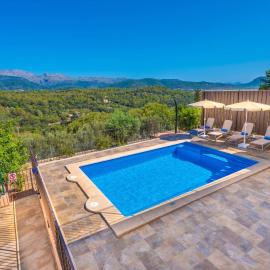 Can Jaume Fuster, hotel em Búger