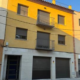 Apartamentos Plaza de la Font, hotel em El Morell