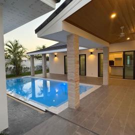 Villa Naru