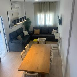 Chalet empresas y grupos , a estrenar