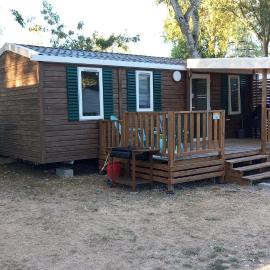Joli Mobilhome 6p camping 3 etoiles, hotel em Angles