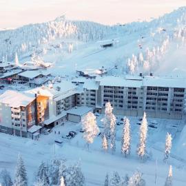 Ruka Ski Chalets, hotel di Ruka