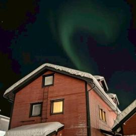 Kuukkeli Inari Red Cottage, hotel a Inari