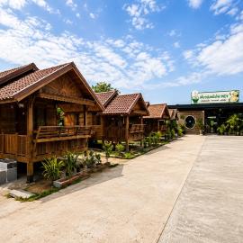 Phisamai Homestay, hotel v destinaci Ban Toei