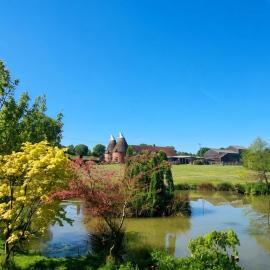 Sharvels Oast House - Pool Tennis Luxury Home
