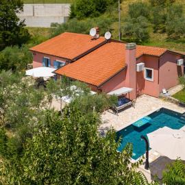 Casa Tonko by Villas Guide, hotel in Buje