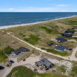 Holiday Home Monna - from the sea by Interhome