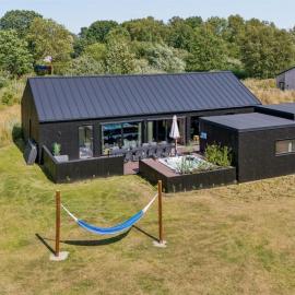 Holiday Home Artur - 800m from the sea by Interhome, hotel a Glesborg