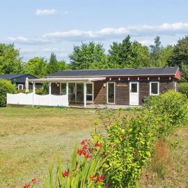 Holiday Home Selinda - 250m from the sea by Interhome, hotel sa Ronne