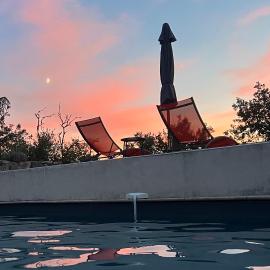Chambre d'hôtes avec climatisation, terrasse privée et accès piscine