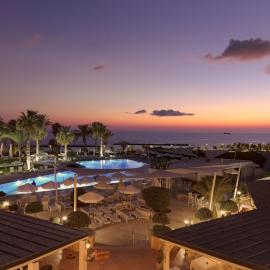 Venus Beach Hotel, hotel sa Paphos City