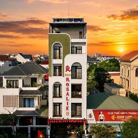 Rosalie II Quang Binh Hotel