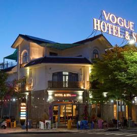 Vogue Hotel & Spa Cam Ranh
