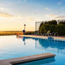 Hotel El Rancho, hotel en Segovia
