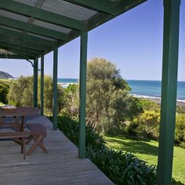 Bennetts Beach House, хотел в Аполо Бей