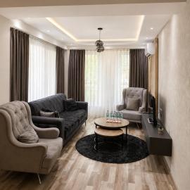 Luxury 2BR Urban Oasis near Old Bazaar