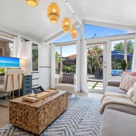 Tropical garden home near Palm Beach