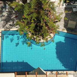 Nikos Home - shared pool - 1 km from the beach, hotel a Dhrámia