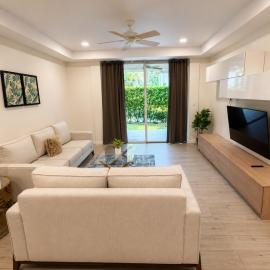 1 Condo in Herradura , Near Los Sueños y Near Jaco – hotel w mieście La Mona