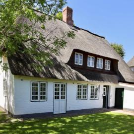Wohnung für 4 Personen mit Garten in Nieblum