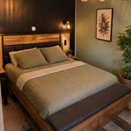 Cozy nest with hot tub near Kassel, hotel sa Steenvoorde