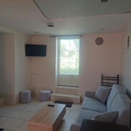 charmant logement a la campagne, хотел в Dissay