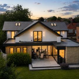 Stylish Smart Home Near Leeds - 4 En-Suite Bedrooms