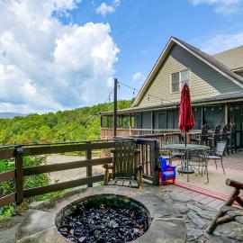 Hot Tub & Mtn Views: Beautiful Bryson City Home