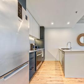 Élégant condo au cœur de lBright 2BR Downtown Montréal Condo