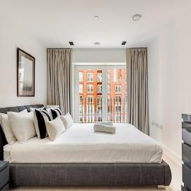 Central London Mins Away From River Thames Vauxhall