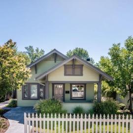 Bungalow on Vine by AvantStay