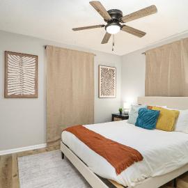 The Fremont Flats - Near Downtown - with WiFi
