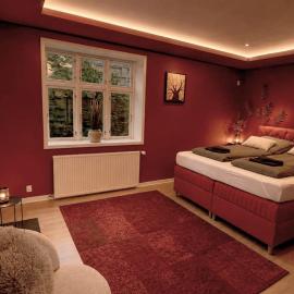 4S - Red Autumn Suite, hotel sa Aalborg