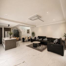 Spacious 5 Bedroom Home in Bankstown