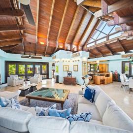 Waterfront Estate in Shark Key, hotel u gradu Ki Vest