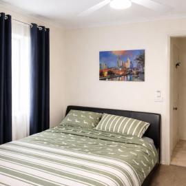 Kennington में, होटल Private master bedroom with bathroom near town
