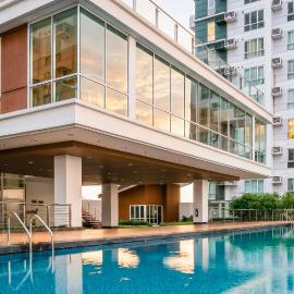 Abreeza Place Private Residential Apartments l Central Davao l Next to Ayala Mall l Fast Wifi l Managed by Bleuspace: Davao City şehrinde bir otel