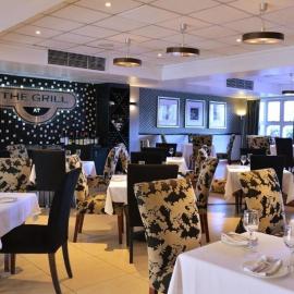 Afrique Botique Hotel OR Thambo