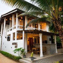 Natural Art Weligama - 40m to Beach