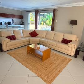 Korsmans Retreat - Large Modern Self-Catering Flat