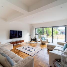 Extended Family Home with Parking near Heathrow