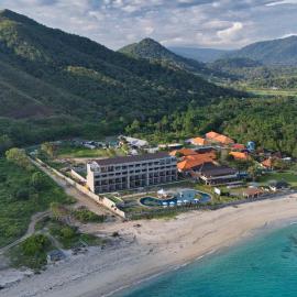 Tropical Beach Resort Sekongkang – hotel w mieście Sekongkang Bawa