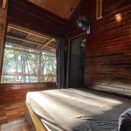 Red Dao Homestay and Entire bungalow, hotell i Tả Van
