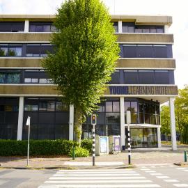Young Learning Hotel, hotel din Rijswijk